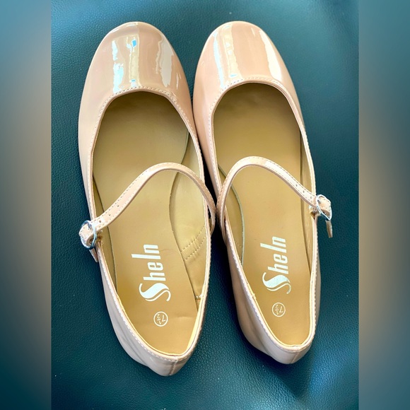 Mary Jane flats, brand new 7 1/2 - Picture 1 of 2